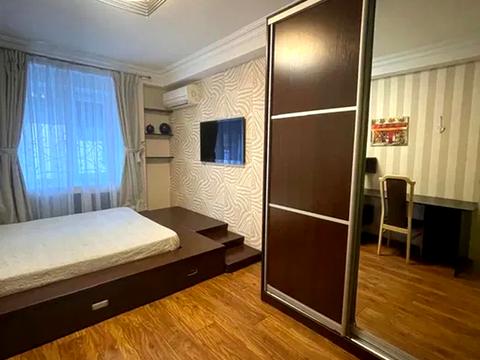 квартира за адресою Велика Васильківська вул. (Червоноармійська), 145/1