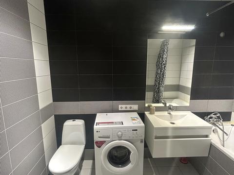 квартира за адресою Голосіївський просп. (40-річчя Жовтня), 95-А