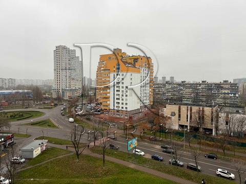 квартира по адресу Павла Тычины просп., 5