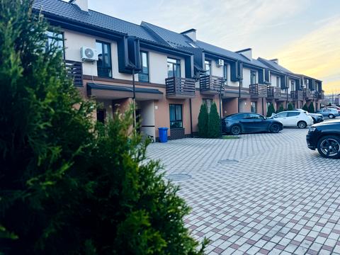 будинок за адресою Озерна вул.