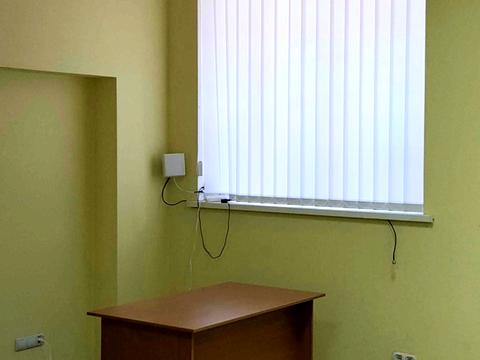 комерційна за адресою Амосова пров., 22