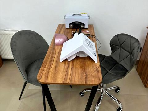 комерційна за адресою Володимира Мономаха вул. (Московська), 4