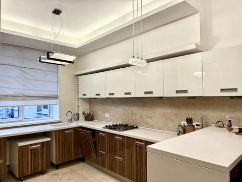 квартира по адресу Черновола просп. (700-летия Львова), 67б