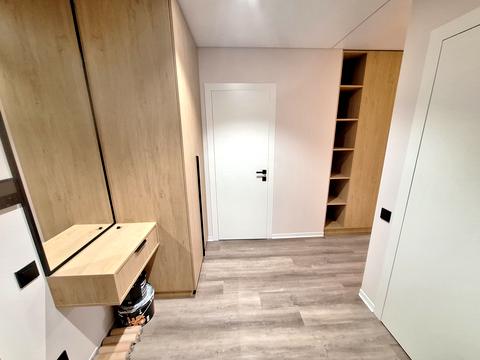 квартира за адресою Степана Бандери вул., 77-Б