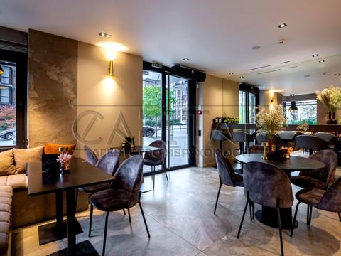 комерційна за адресою Предславинська вул., 42