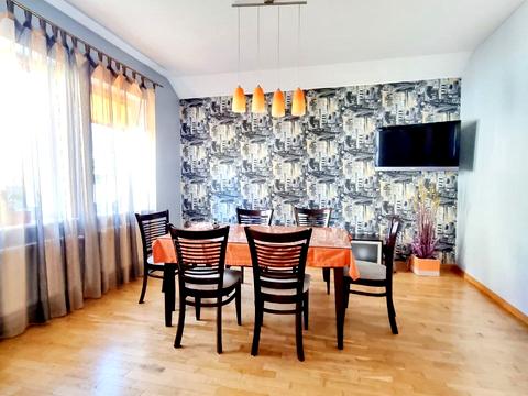 будинок за адресою Свободи, 12