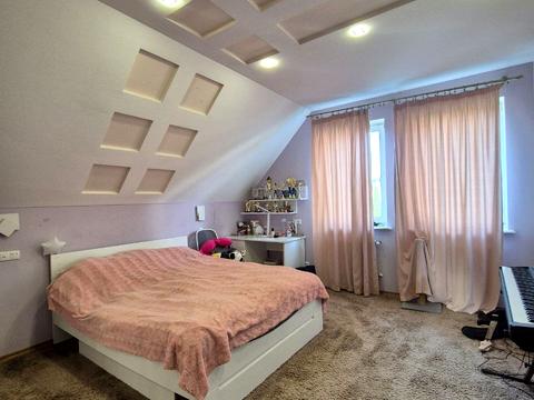 будинок за адресою Свободи, 12