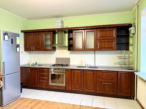 квартира за адресою Плугова вул., 10