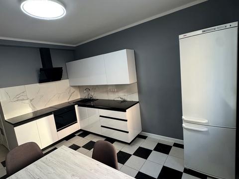 квартира за адресою Академіка Вернадського бульв., 24