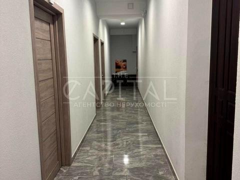 комерційна за адресою Григорія Гуляницького вул., 35-В