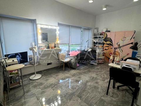 комерційна за адресою Григорія Гуляницького вул., 35-В