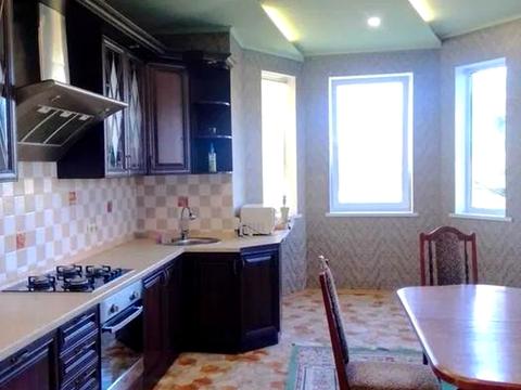 будинок за адресою Костянтинівська вул.