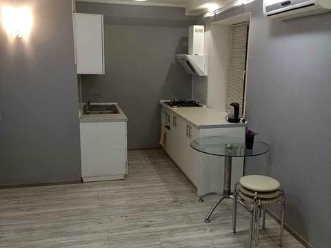 квартира за адресою Героїв полку "Азов" вул. (Маршала Малиновського), 28-Б