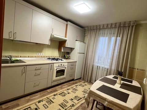 квартира за адресою Гайдамацька вул. (Марфи Струтинської), 41