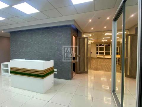 комерційна за адресою Кловський узвіз (Кловський), 7a