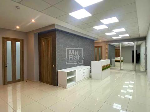 комерційна за адресою Кловський узвіз (Кловський), 7a