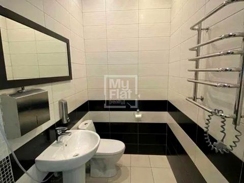 комерційна за адресою Кловський узвіз (Кловський), 7a