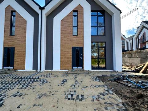 дом по адресу 12 лінія