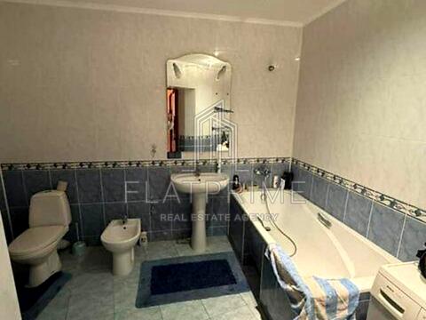 квартира за адресою Вишняківська вул., 13