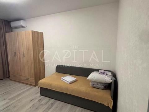 квартира по адресу Олександра Олеся ул., 2-Б