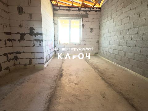 будинок за адресою Українська