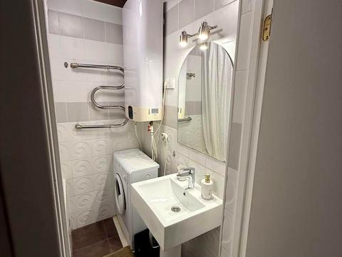 квартира за адресою Велика Васильківська вул. (Червоноармійська), 124-А