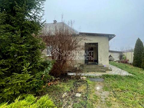 дом по адресу с. Безруки, Лесі Українки