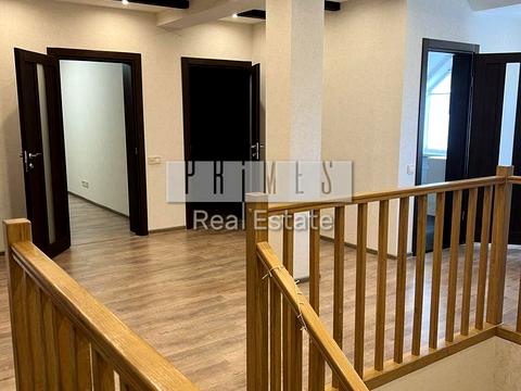 будинок за адресою Миколи Закревського вул.