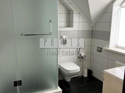 будинок за адресою Миколи Закревського вул.