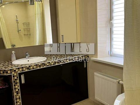 будинок за адресою Миколи Закревського вул.