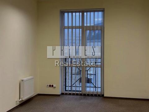 коммерческая по адресу Григория Кочура ул. (Александра Пироговского), 19