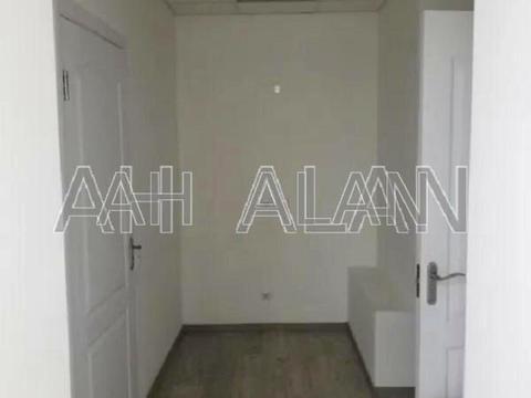 комерційна за адресою Банкова вул., 3