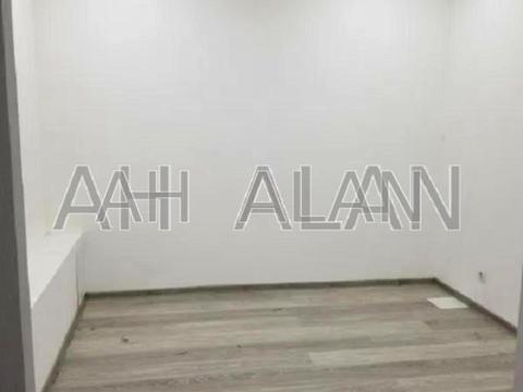 комерційна за адресою Банкова вул., 3