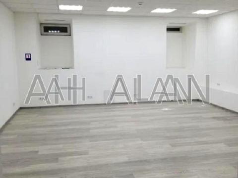 комерційна за адресою Банкова вул., 3