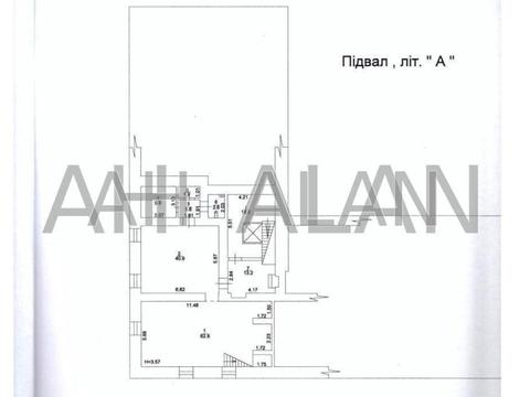 комерційна за адресою Банкова вул., 3