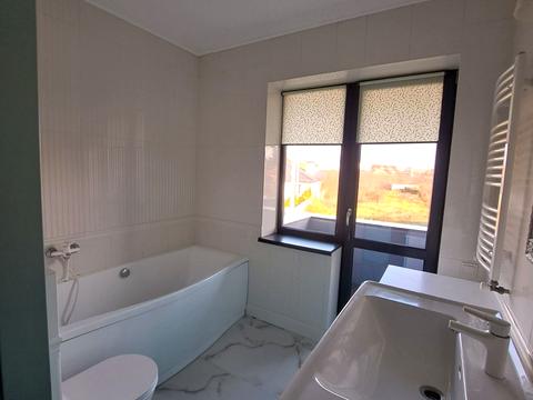 будинок за адресою Сонячна вул., 11