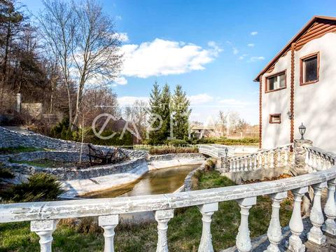 дом по адресу  ул.