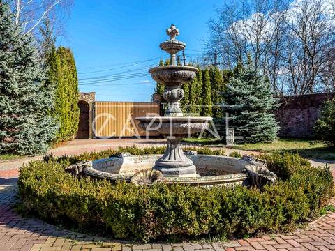 дом по адресу  ул.