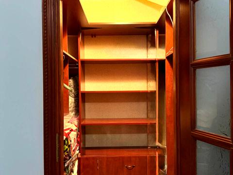 квартира за адресою Плугова вул., 10