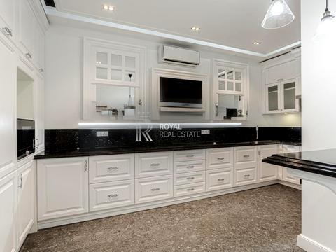 комерційна за адресою Кловський узвіз (Кловський), 7a