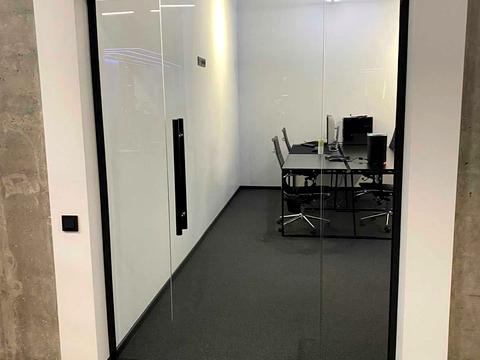 комерційна за адресою Антоновича вул. (Горького), 74