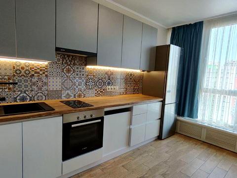 квартира за адресою Євгена Чикаленка вул., 95