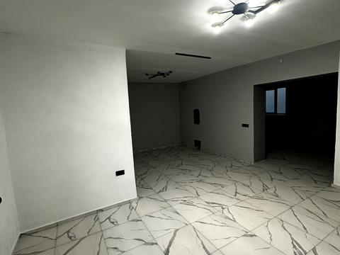 комерційна за адресою Пилипа Орлика вул., 7-А