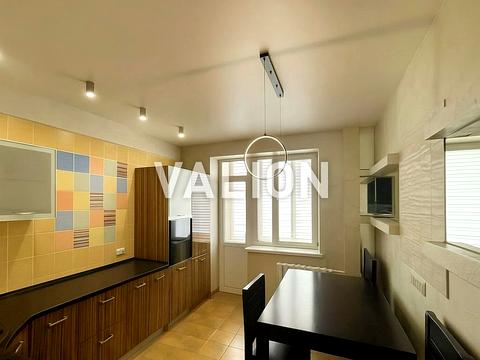 квартира за адресою Миколи Бажана просп., 14