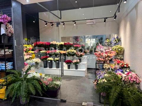 комерційна за адресою Генерала Шаповала вул. (Механізаторів), 20