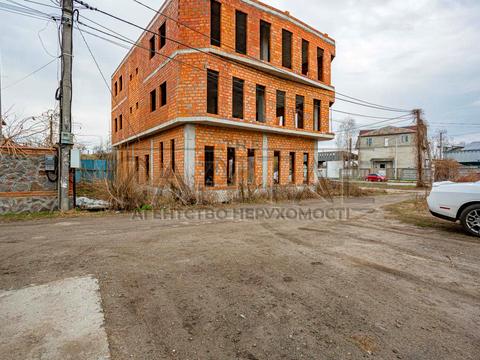 комерційна за адресою Магістральна вул., 11