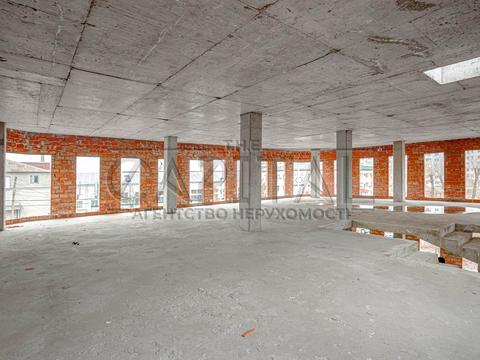 комерційна за адресою Магістральна вул., 11