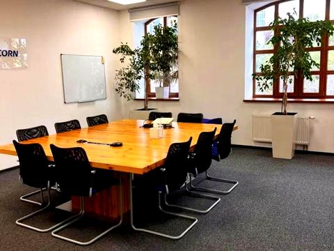 комерційна за адресою Верхній Вал вул., 10