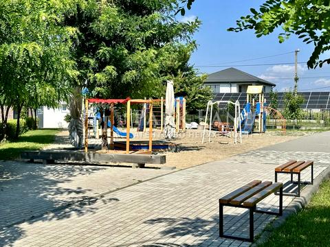 будинок за адресою Щаслива