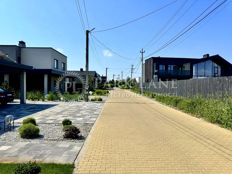 будинок за адресою Щаслива